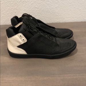 Dolce Vita high top sneakers, sz 6